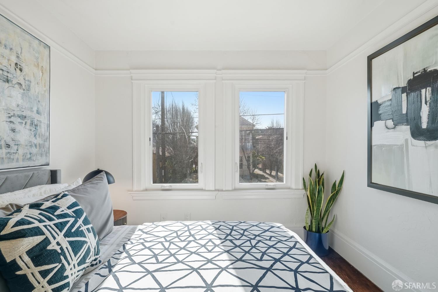 Detail Gallery Image 33 of 60 For 1082 55th St, Oakland,  CA 94608 - 4 Beds | 1/1 Baths