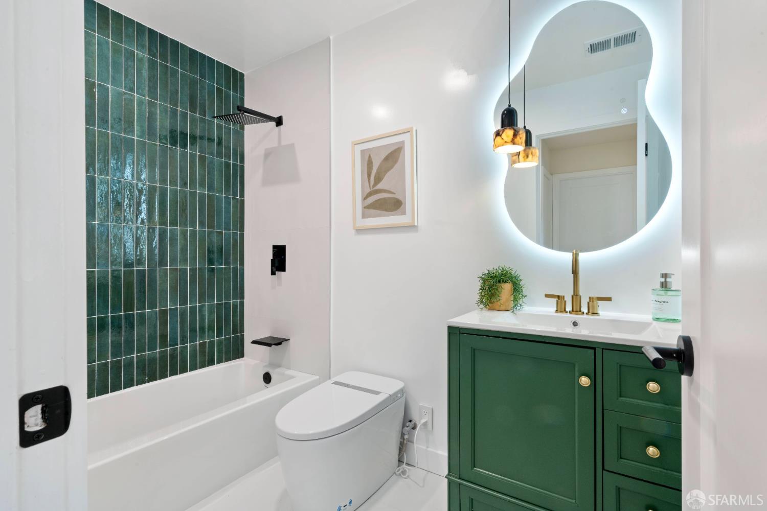 Detail Gallery Image 29 of 57 For 1190 Alicante Dr, Pacifica,  CA 94044 - 3 Beds | 3 Baths