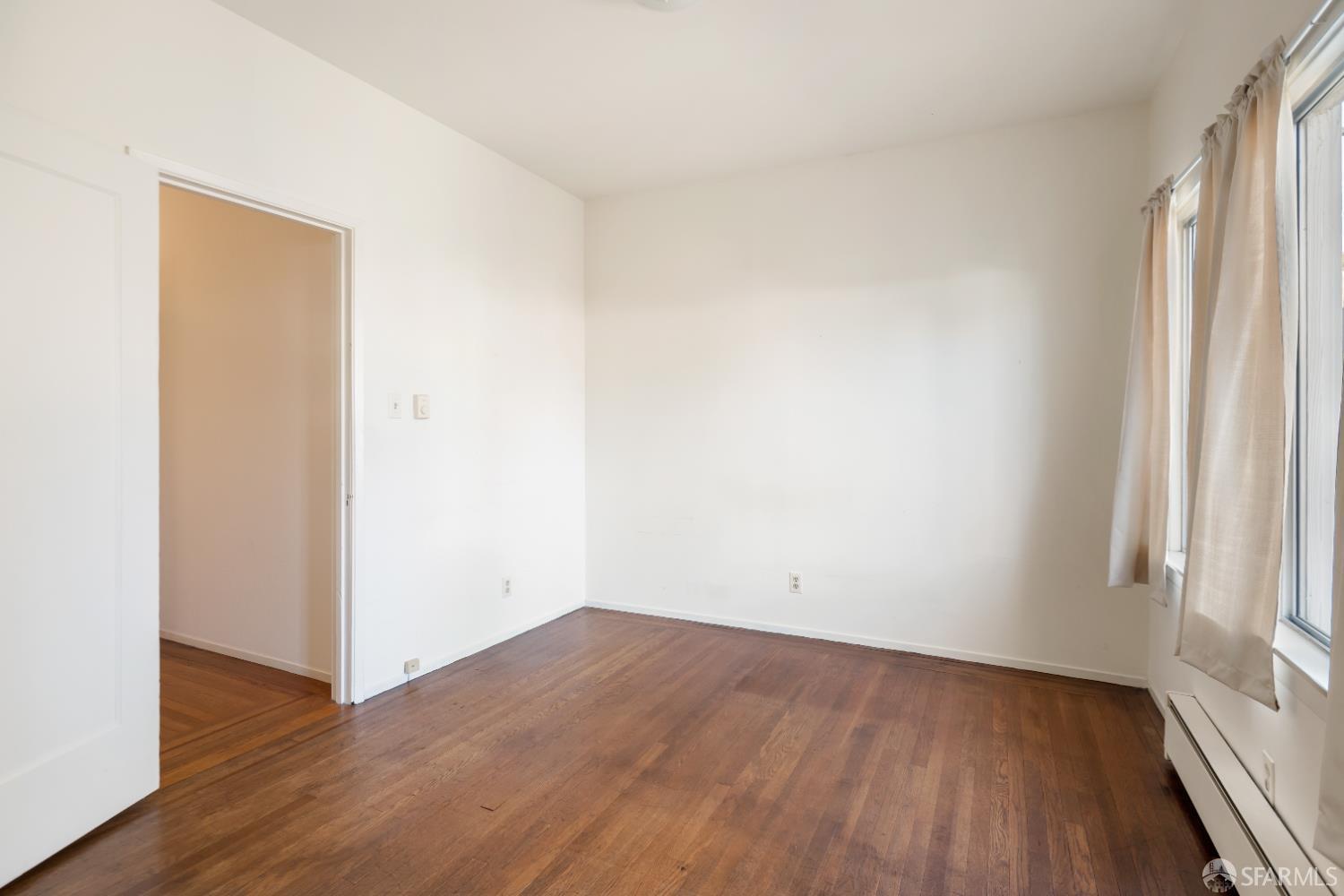 Detail Gallery Image 14 of 27 For 1228 Capuchino Ave, Burlingame,  CA 94010 - 3 Beds | 1 Baths