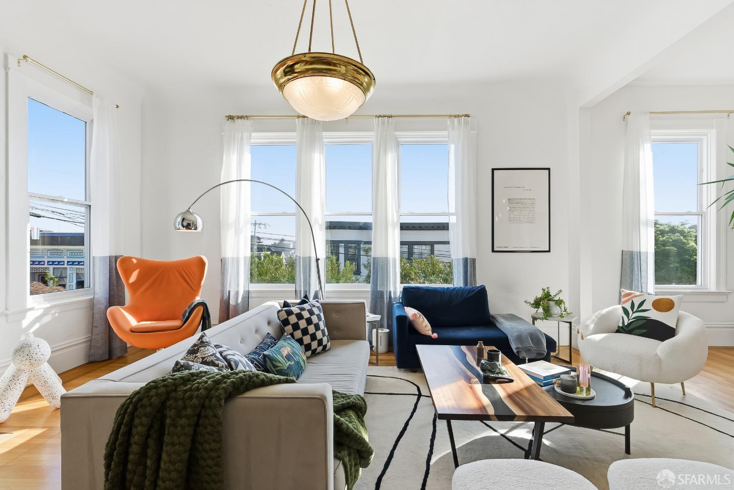 Detail Gallery Image 4 of 56 For 200 Hoffman Ave, San Francisco,  CA 94114 - – Beds | – Baths