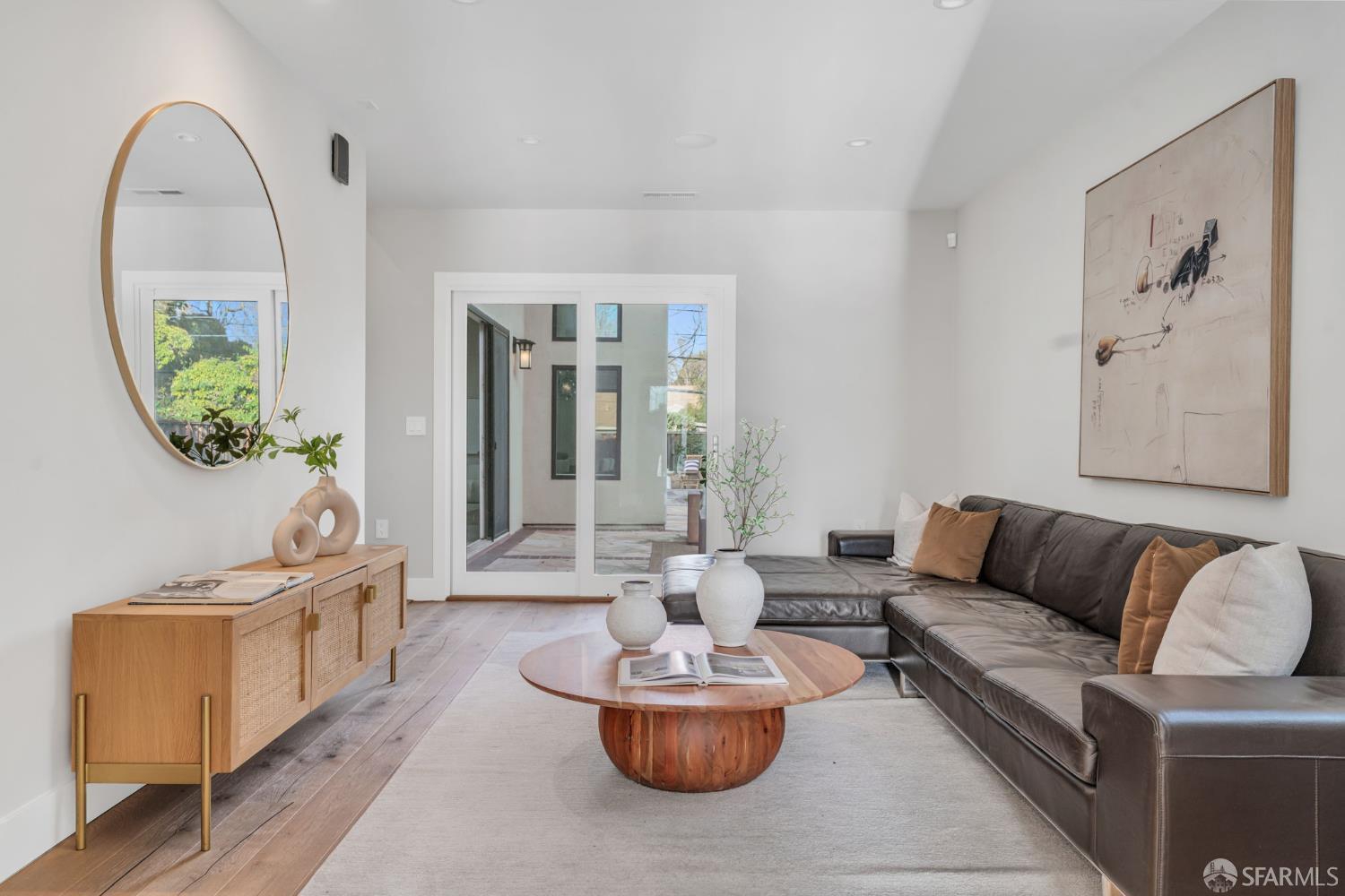 Detail Gallery Image 3 of 35 For 3243 Ramona St, Palo Alto,  CA 94306 - 4 Beds | 2/1 Baths