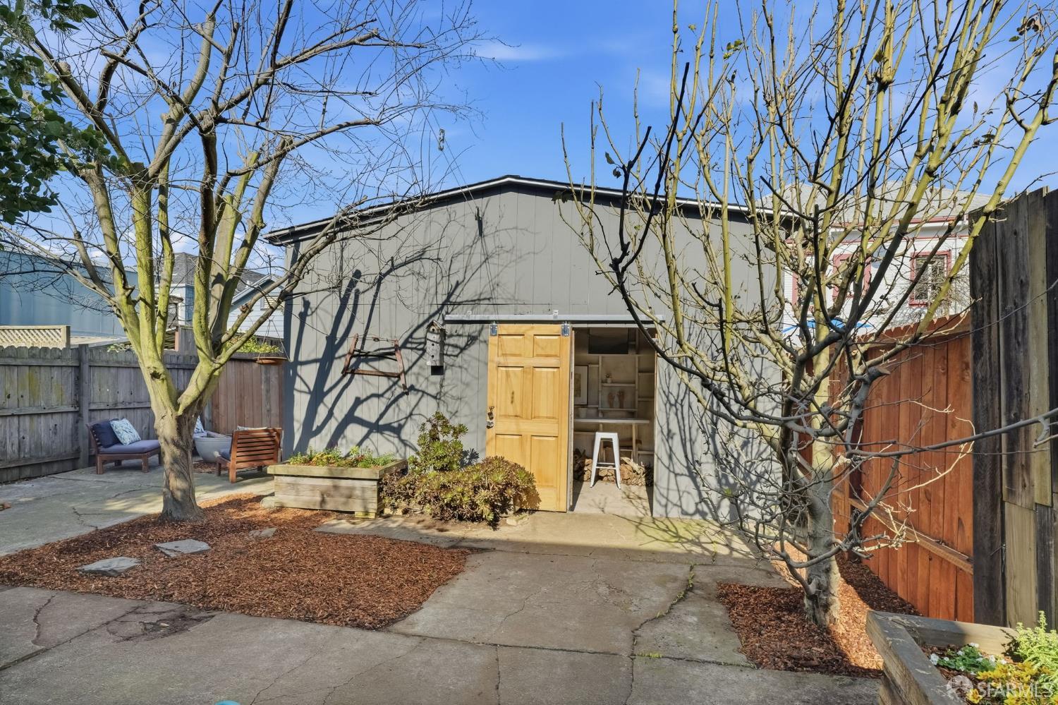 Detail Gallery Image 54 of 60 For 1082 55th St, Oakland,  CA 94608 - 4 Beds | 1/1 Baths