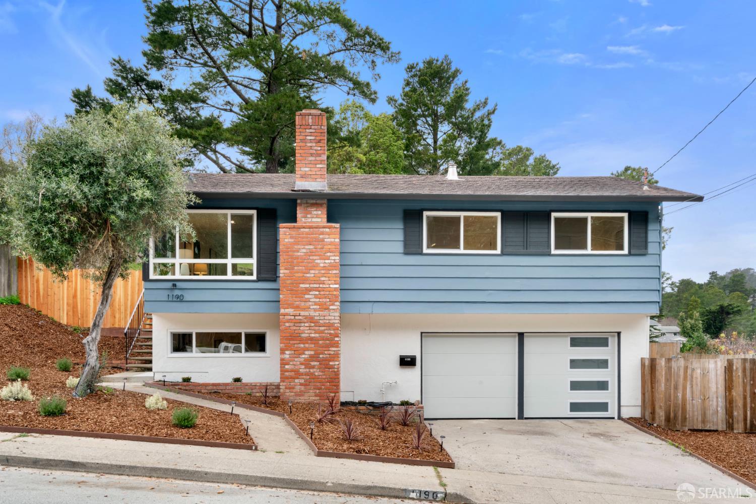 Detail Gallery Image 2 of 57 For 1190 Alicante Dr, Pacifica,  CA 94044 - 3 Beds | 3 Baths