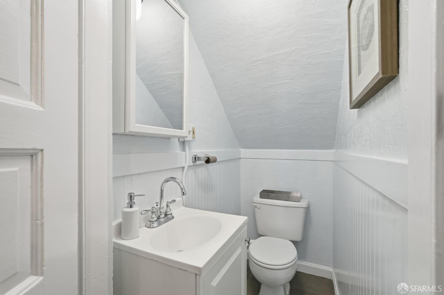 Detail Gallery Image 20 of 60 For 1082 55th St, Oakland,  CA 94608 - 4 Beds | 1/1 Baths