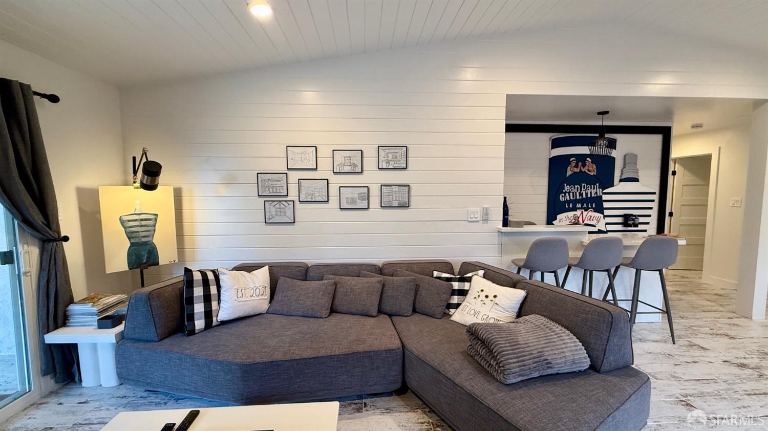 Detail Gallery Image 17 of 49 For 47 Seville Way, South San Francisco,  CA 94080 - 5 Beds | 3 Baths