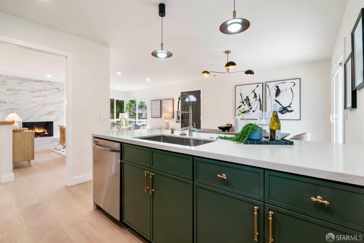 Detail Gallery Image 21 of 57 For 1190 Alicante Dr, Pacifica,  CA 94044 - 3 Beds | 3 Baths