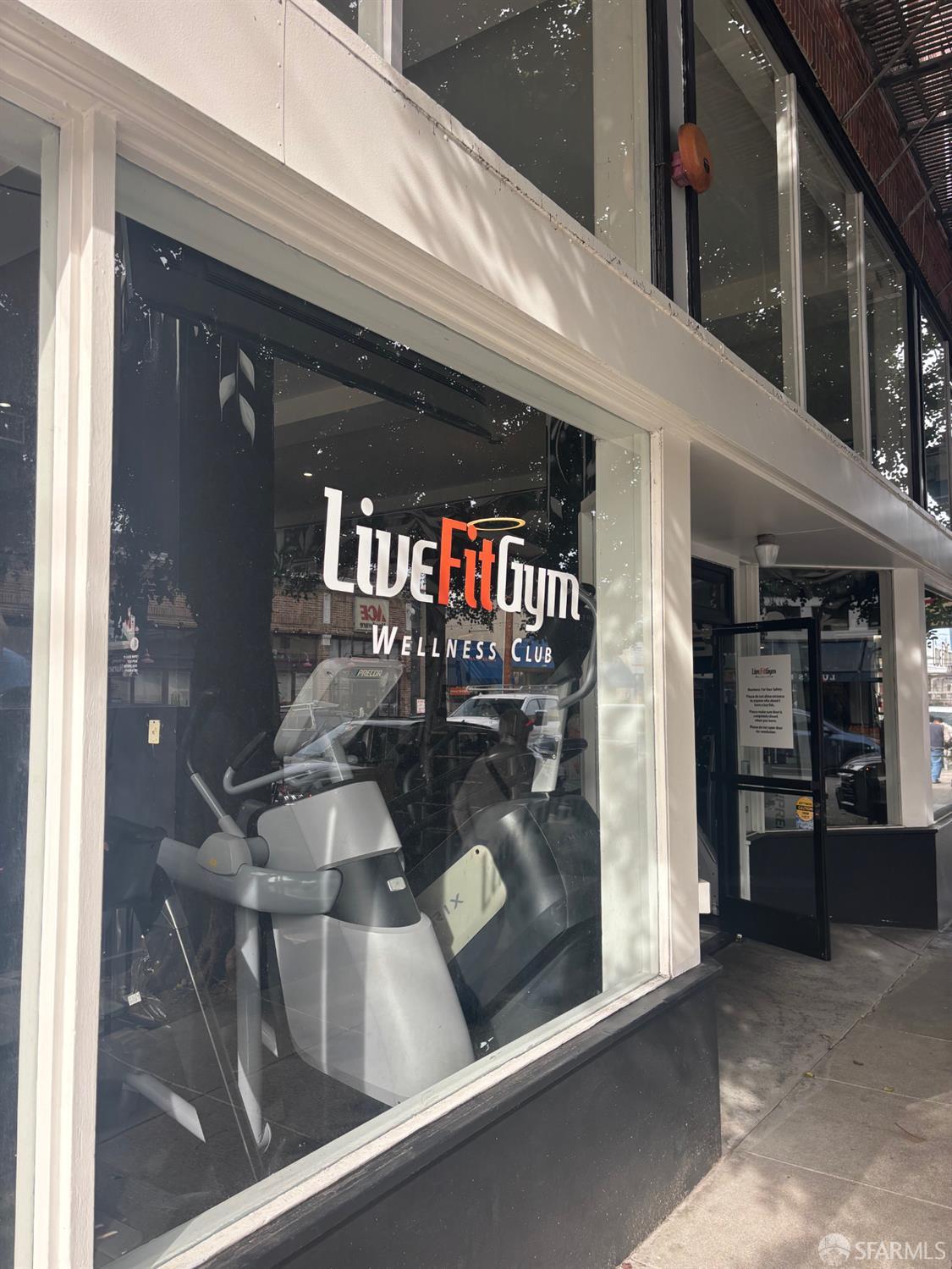 Detail Gallery Image 36 of 40 For 415 Carl St, San Francisco,  CA 94117 - 1 Beds | 1 Baths