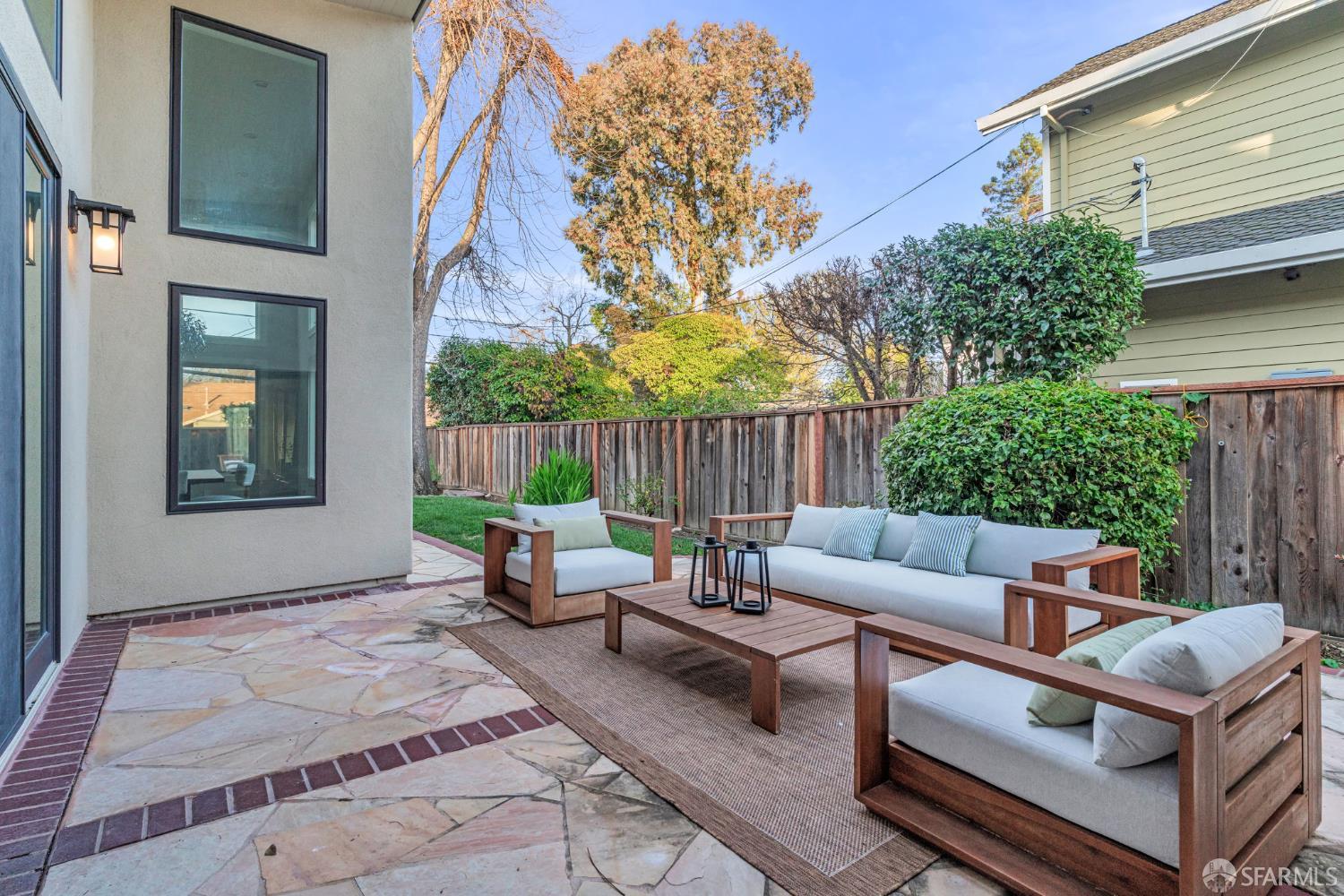 Detail Gallery Image 35 of 35 For 3243 Ramona St, Palo Alto,  CA 94306 - 4 Beds | 2/1 Baths