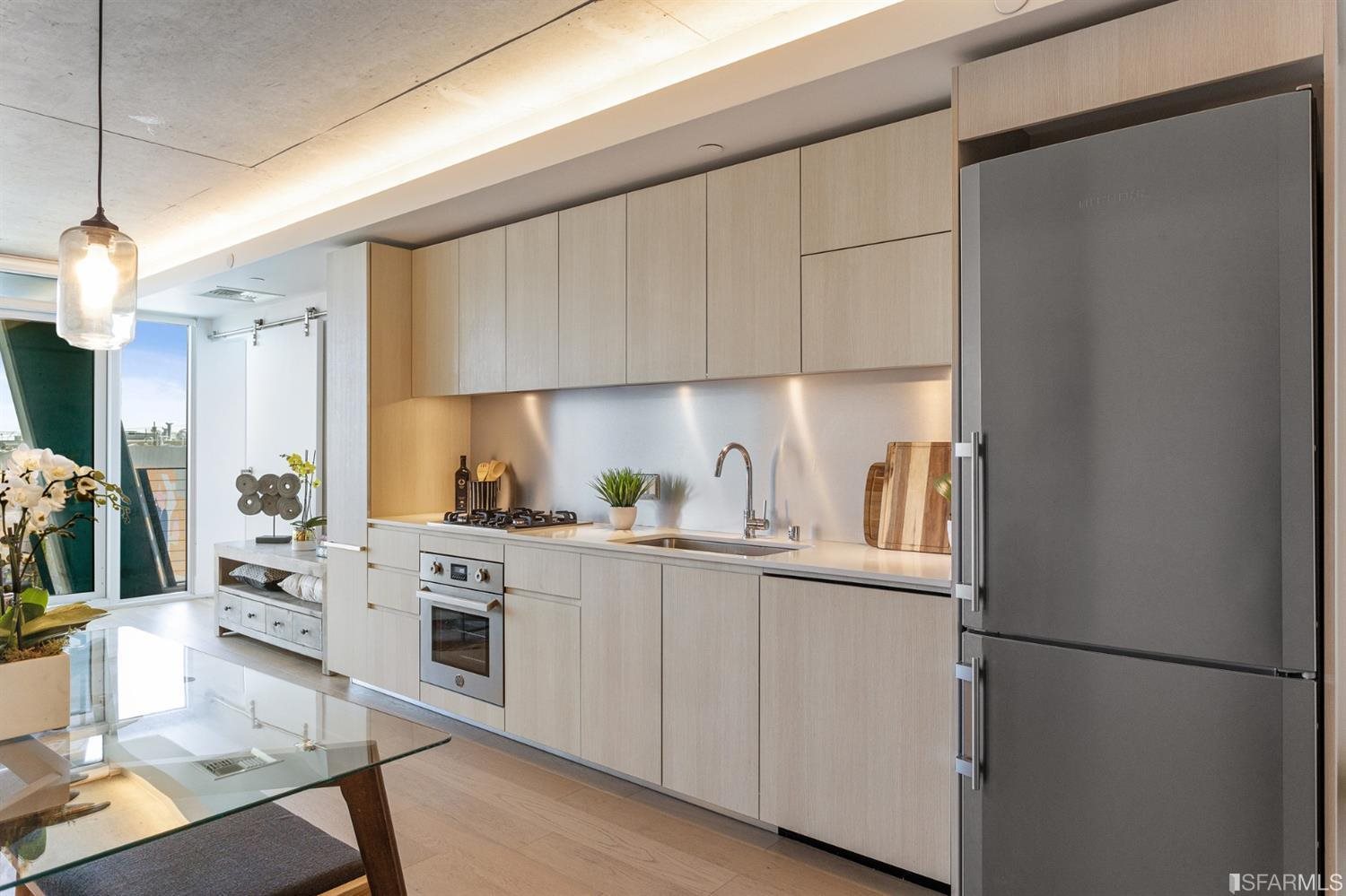 Detail Gallery Image 3 of 65 For 338 Potrero Ave #508,  San Francisco,  CA 94103 - 2 Beds | 2 Baths