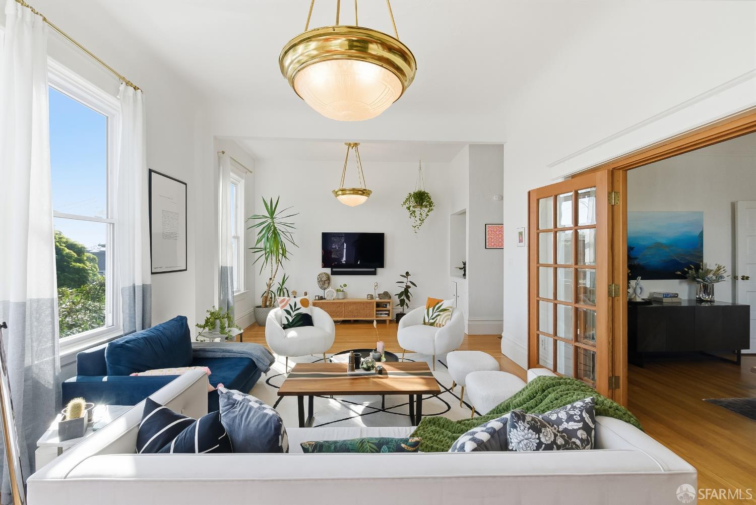 Detail Gallery Image 2 of 56 For 200 Hoffman Ave, San Francisco,  CA 94114 - – Beds | – Baths