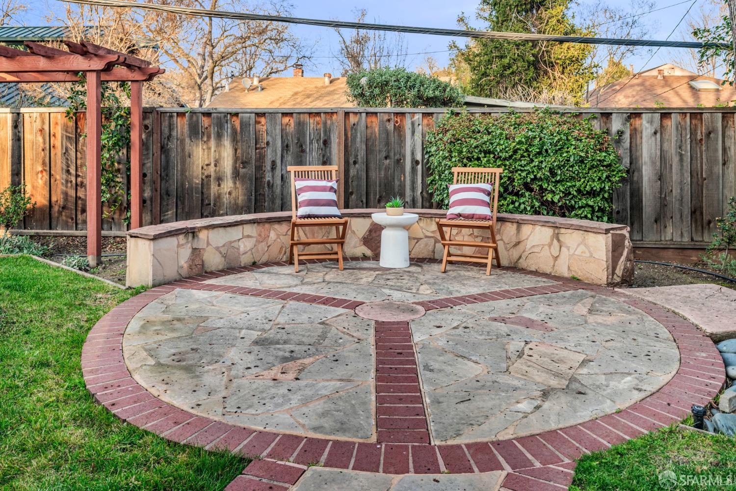 Detail Gallery Image 31 of 35 For 3243 Ramona St, Palo Alto,  CA 94306 - 4 Beds | 2/1 Baths