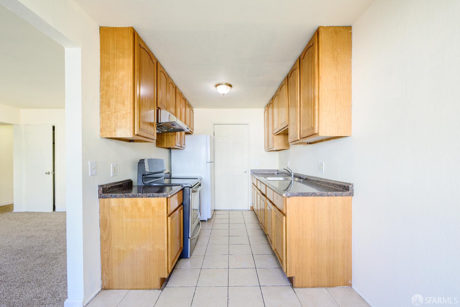 Detail Gallery Image 8 of 35 For 54 Garibaldi St, Daly City,  CA 94014 - – Beds | – Baths