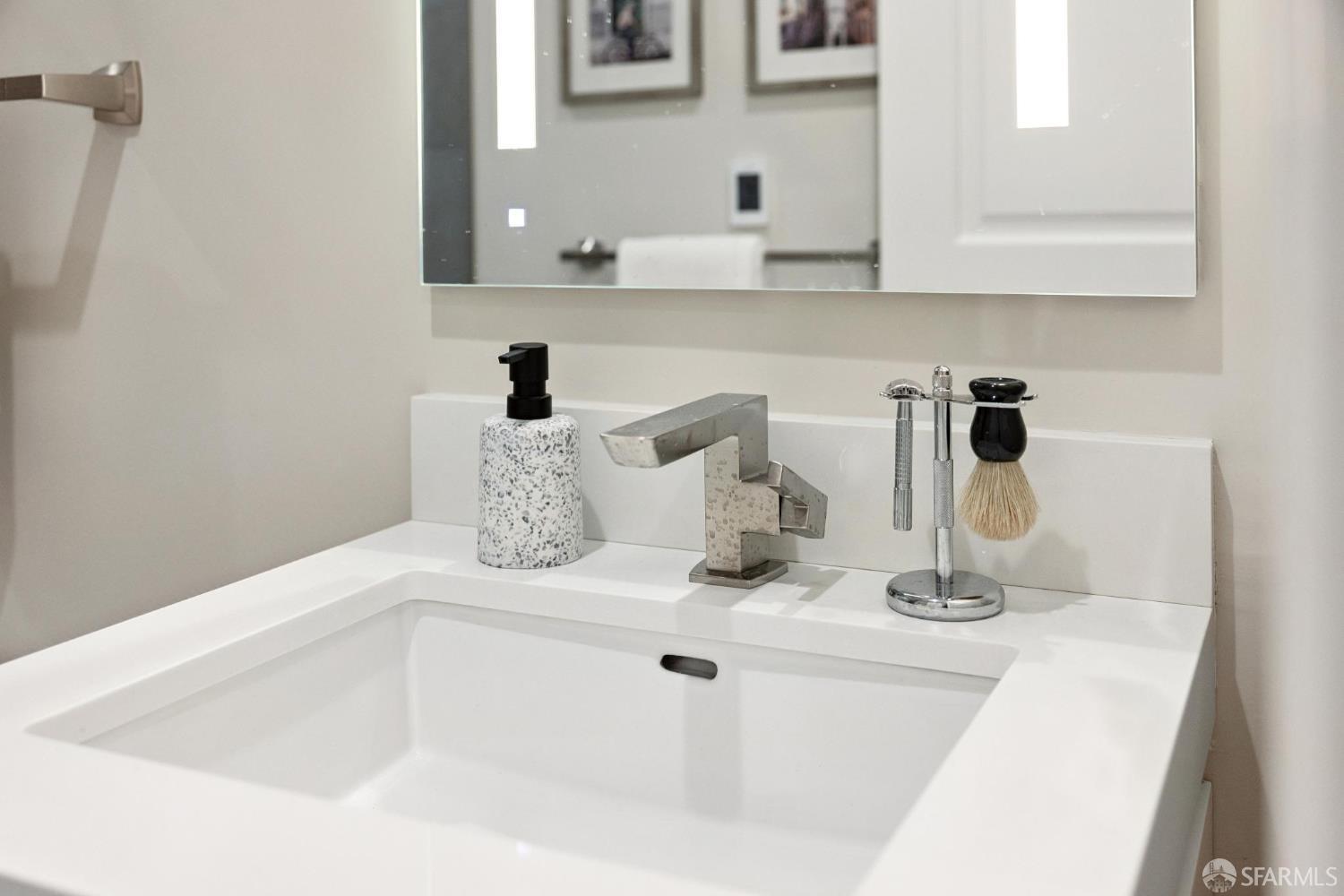 Detail Gallery Image 75 of 80 For 704 18th St, San Francisco,  CA 94107 - – Beds | – Baths