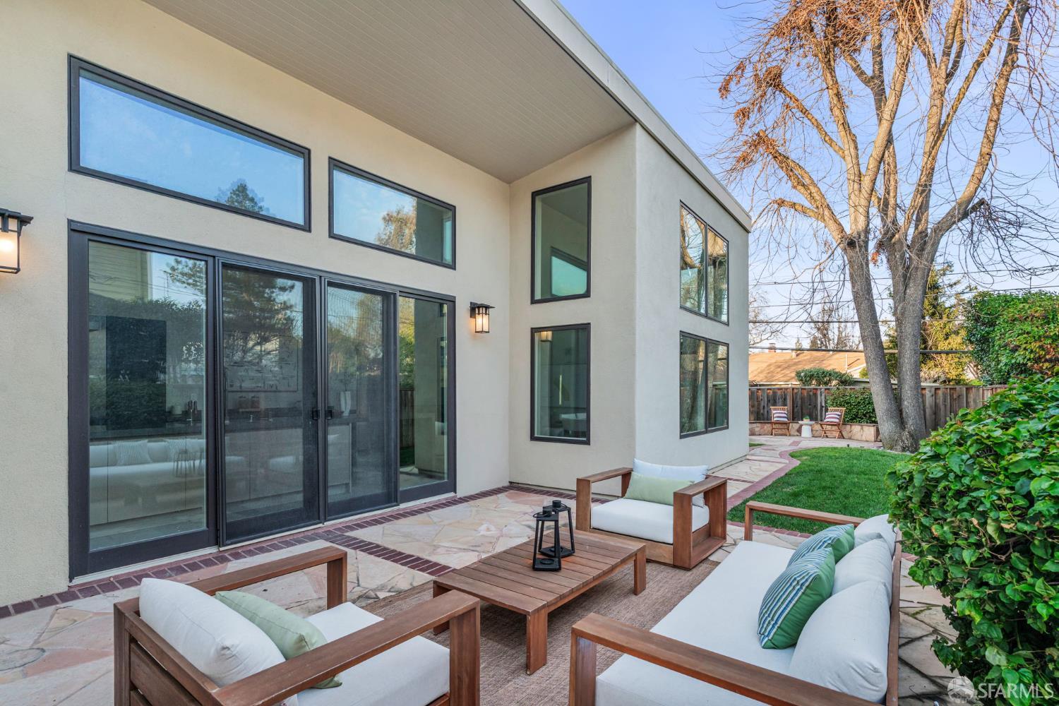 Detail Gallery Image 34 of 35 For 3243 Ramona St, Palo Alto,  CA 94306 - 4 Beds | 2/1 Baths