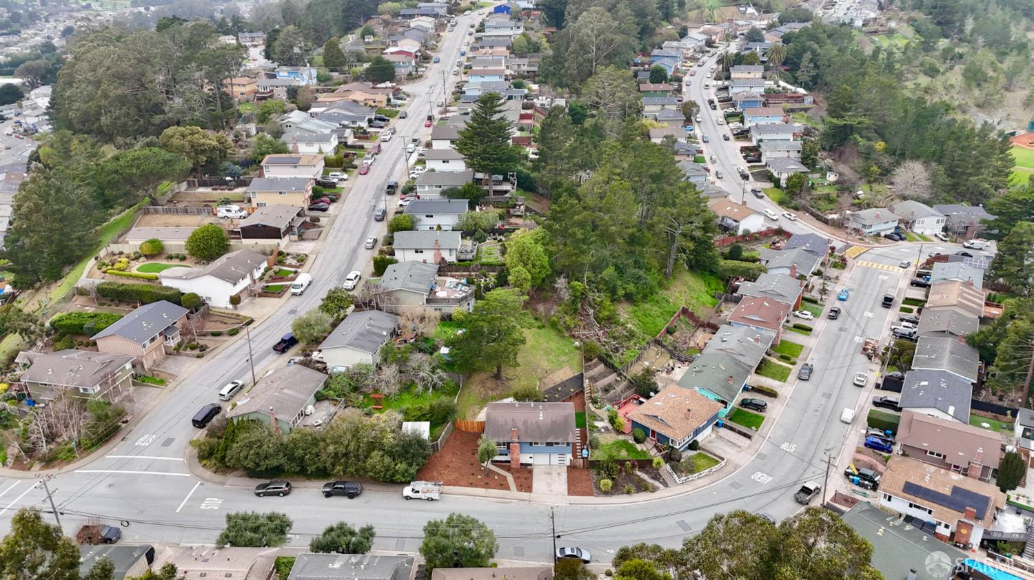 Detail Gallery Image 54 of 57 For 1190 Alicante Dr, Pacifica,  CA 94044 - 3 Beds | 3 Baths