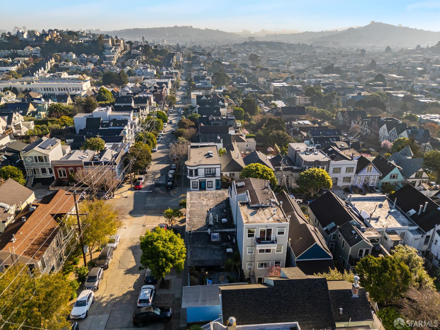 Detail Gallery Image 52 of 56 For 200 Hoffman Ave, San Francisco,  CA 94114 - – Beds | – Baths