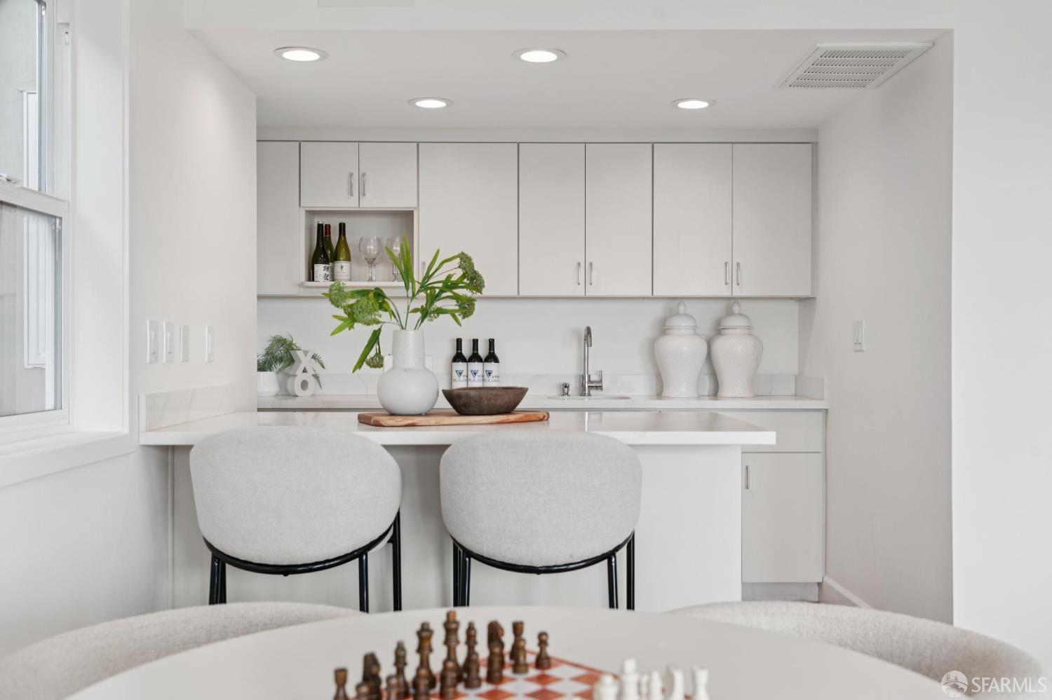 Detail Gallery Image 81 of 89 For 2009 14th Ave, San Francisco,  CA 94110 - 3 Beds | 3 Baths