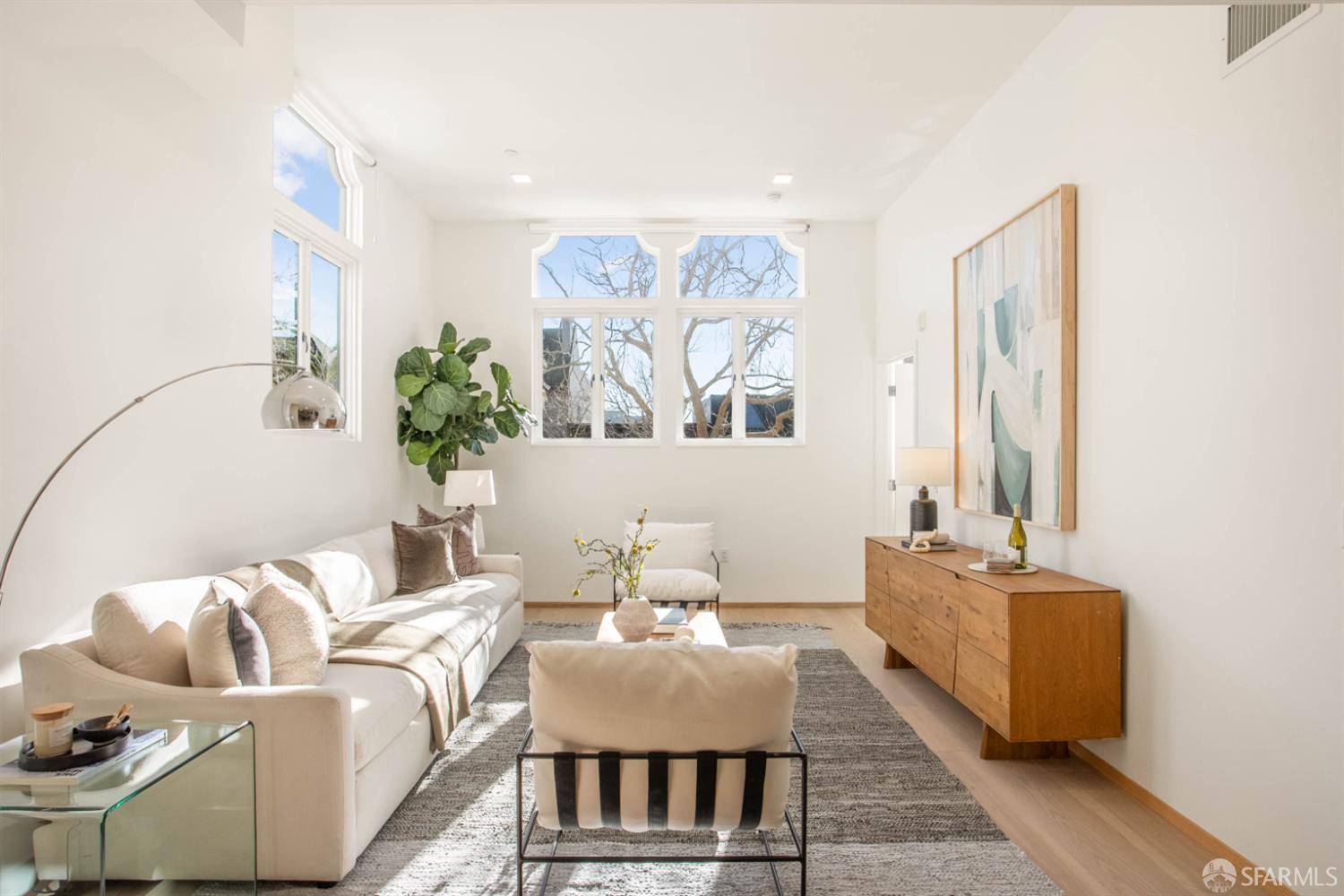 Photo #2: 426097866 Listing: Photo #2