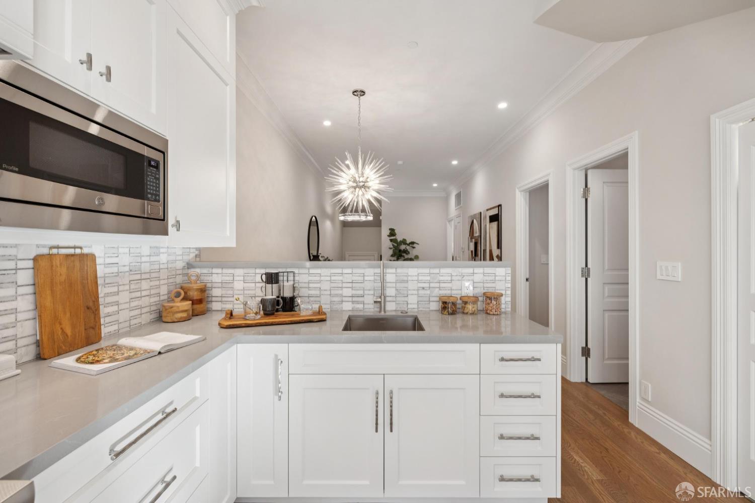 Detail Gallery Image 42 of 80 For 704 18th St, San Francisco,  CA 94107 - – Beds | – Baths