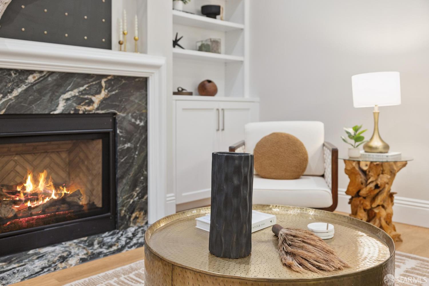 Detail Gallery Image 4 of 80 For 704 18th St, San Francisco,  CA 94107 - – Beds | – Baths