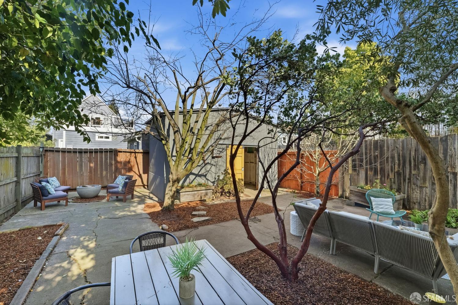 Detail Gallery Image 60 of 60 For 1082 55th St, Oakland,  CA 94608 - 4 Beds | 1/1 Baths