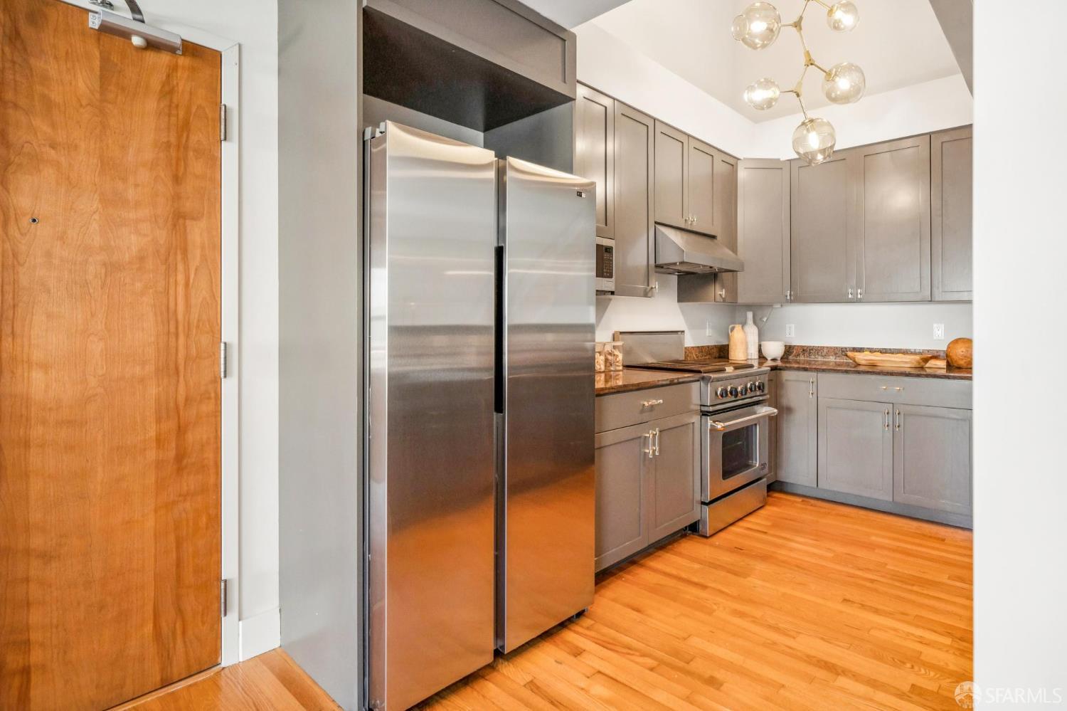 Detail Gallery Image 17 of 70 For 142 Russ St #4,  San Francisco,  CA 94103 - 3 Beds | 2/1 Baths