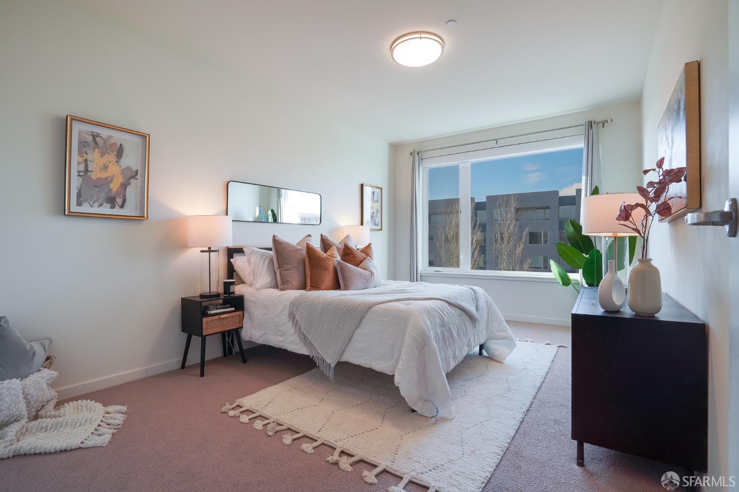 Detail Gallery Image 12 of 22 For 52 Innes Ct #305,  San Francisco,  CA 94124 - 1 Beds | 1 Baths