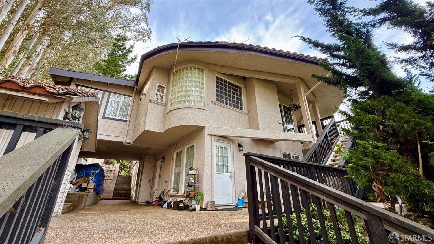 Detail Gallery Image 37 of 49 For 47 Seville Way, South San Francisco,  CA 94080 - 5 Beds | 3 Baths