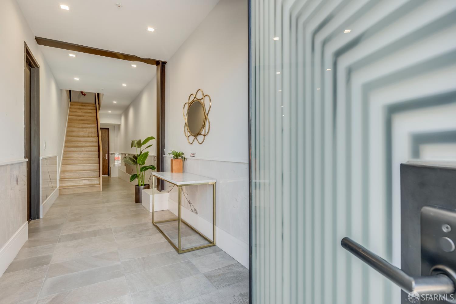 Detail Gallery Image 37 of 40 For 2829 25th St #3,  San Francisco,  CA 94110 - 3 Beds | 2/1 Baths