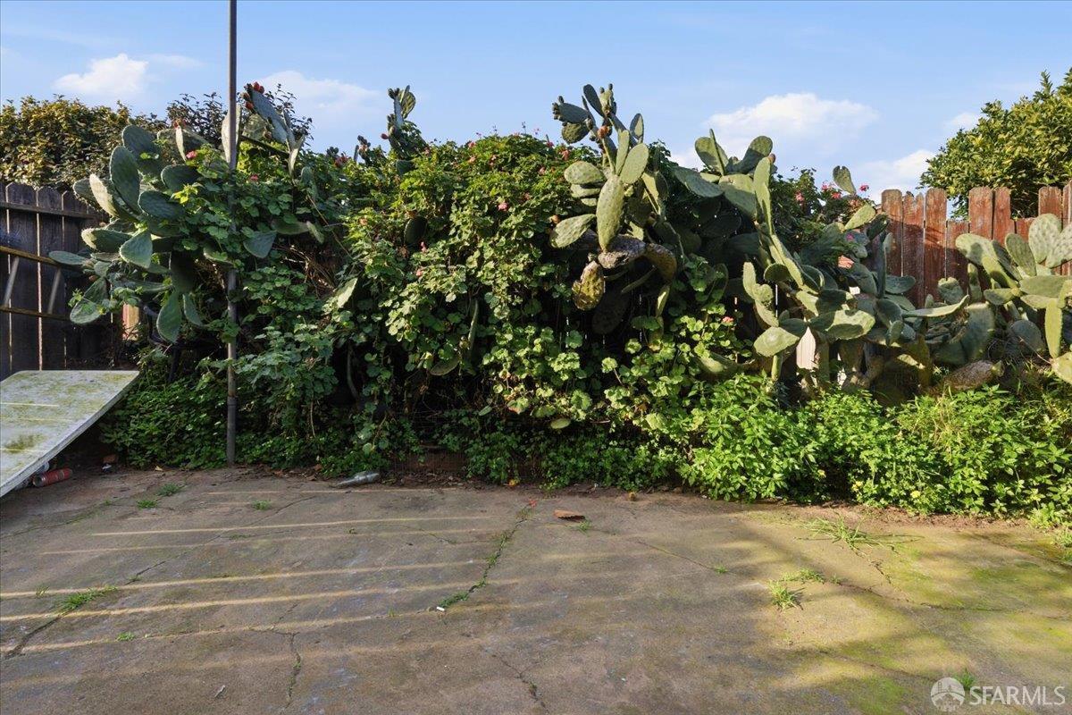 Detail Gallery Image 29 of 38 For 424 Bellevue Ave, Daly City,  CA 94014 - 5 Beds | 2 Baths