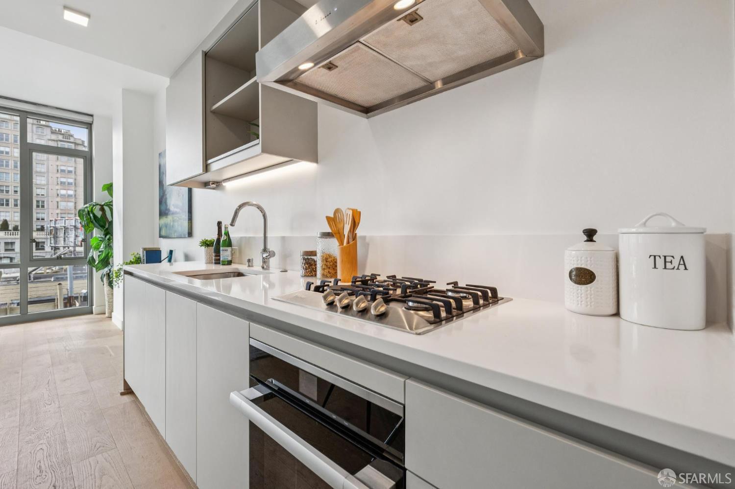 Detail Gallery Image 3 of 30 For 1545 Pine St #610,  San Francisco,  CA 94109 - 1 Beds | 1 Baths