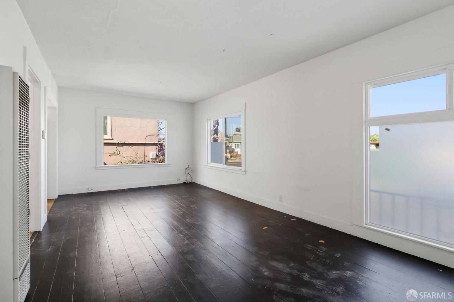 Detail Gallery Image 20 of 46 For 3850 Market St, Oakland,  CA 94608 - – Beds | – Baths