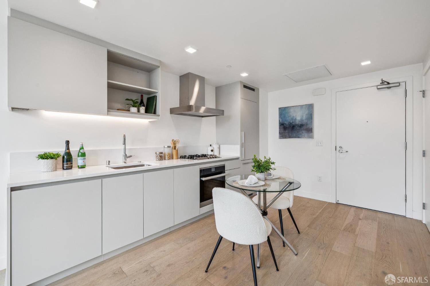 Detail Gallery Image 4 of 30 For 1545 Pine St #610,  San Francisco,  CA 94109 - 1 Beds | 1 Baths