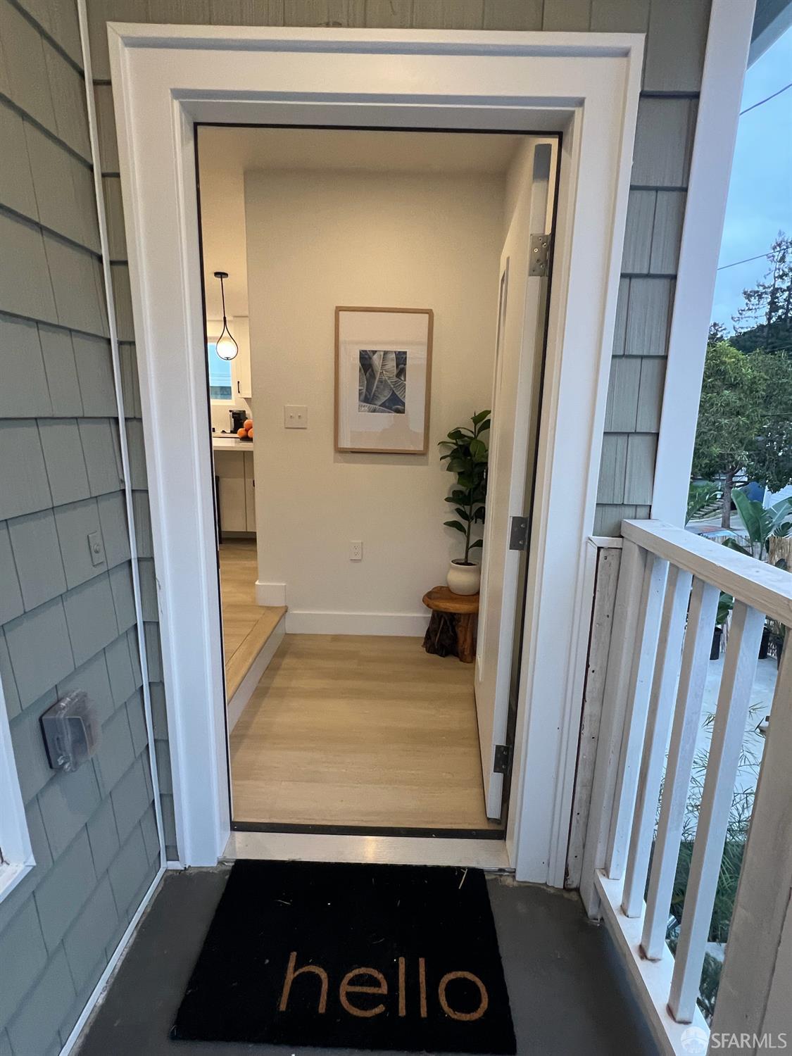 Detail Gallery Image 4 of 57 For 480 Monterey St, Brisbane,  CA 94005 - 3 Beds | 2 Baths