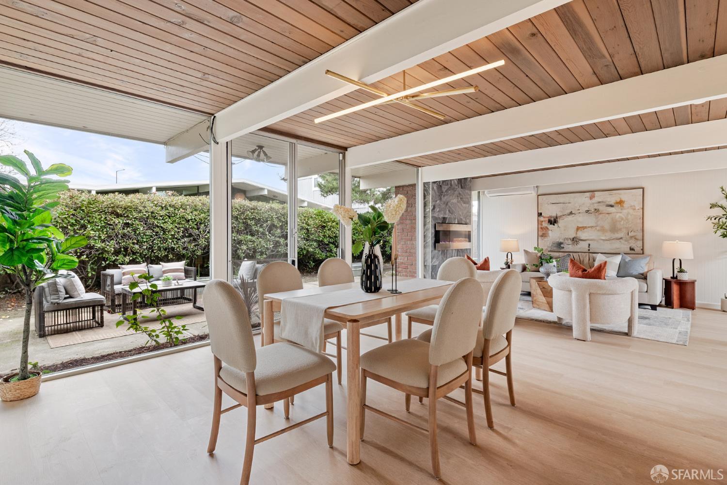 Detail Gallery Image 17 of 55 For 275 Puffin Ct, Foster City,  CA 94404 - 5 Beds | 2 Baths