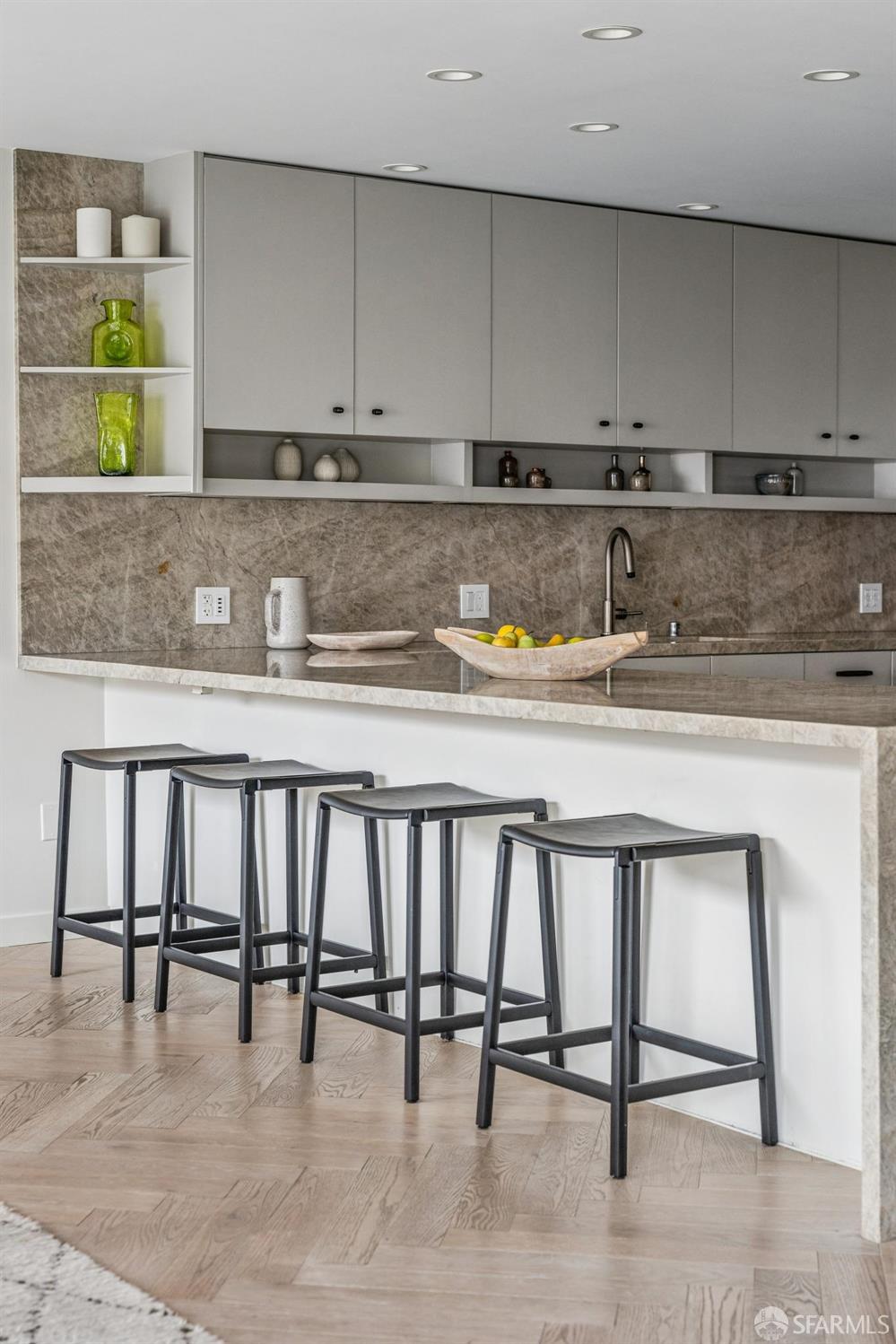 Photo #10: 426102502 Listing: Photo #10