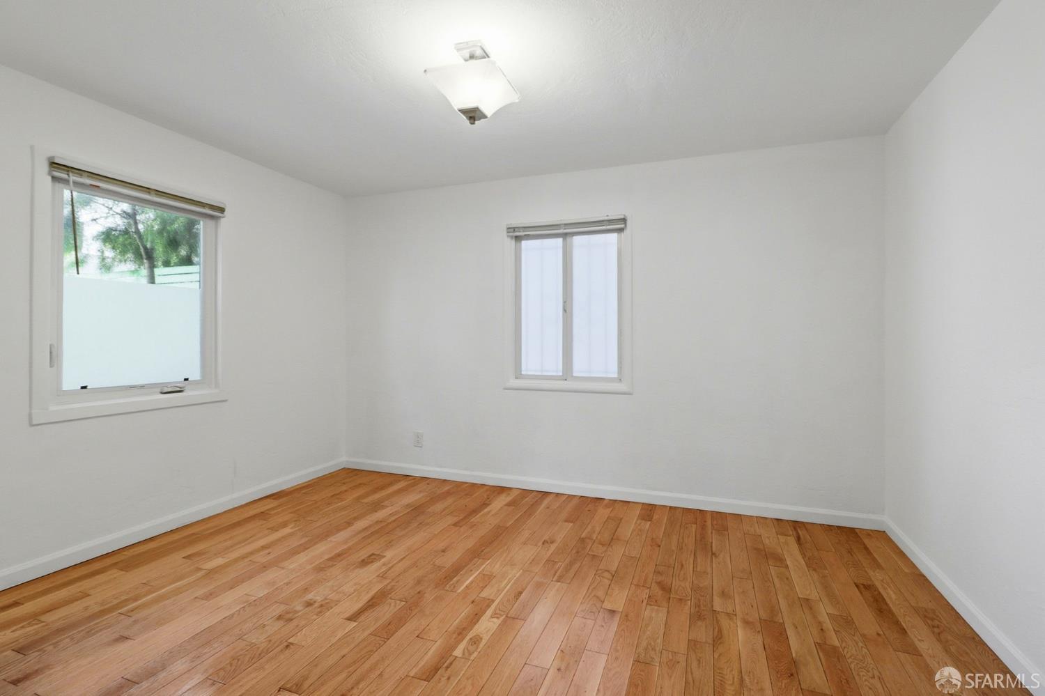 Detail Gallery Image 44 of 46 For 3850 Market St, Oakland,  CA 94608 - – Beds | – Baths