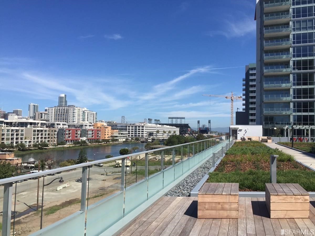 Detail Gallery Image 13 of 13 For 718 Long Bridge St #903,  San Francisco,  CA 94158 - 3 Beds | 3 Baths