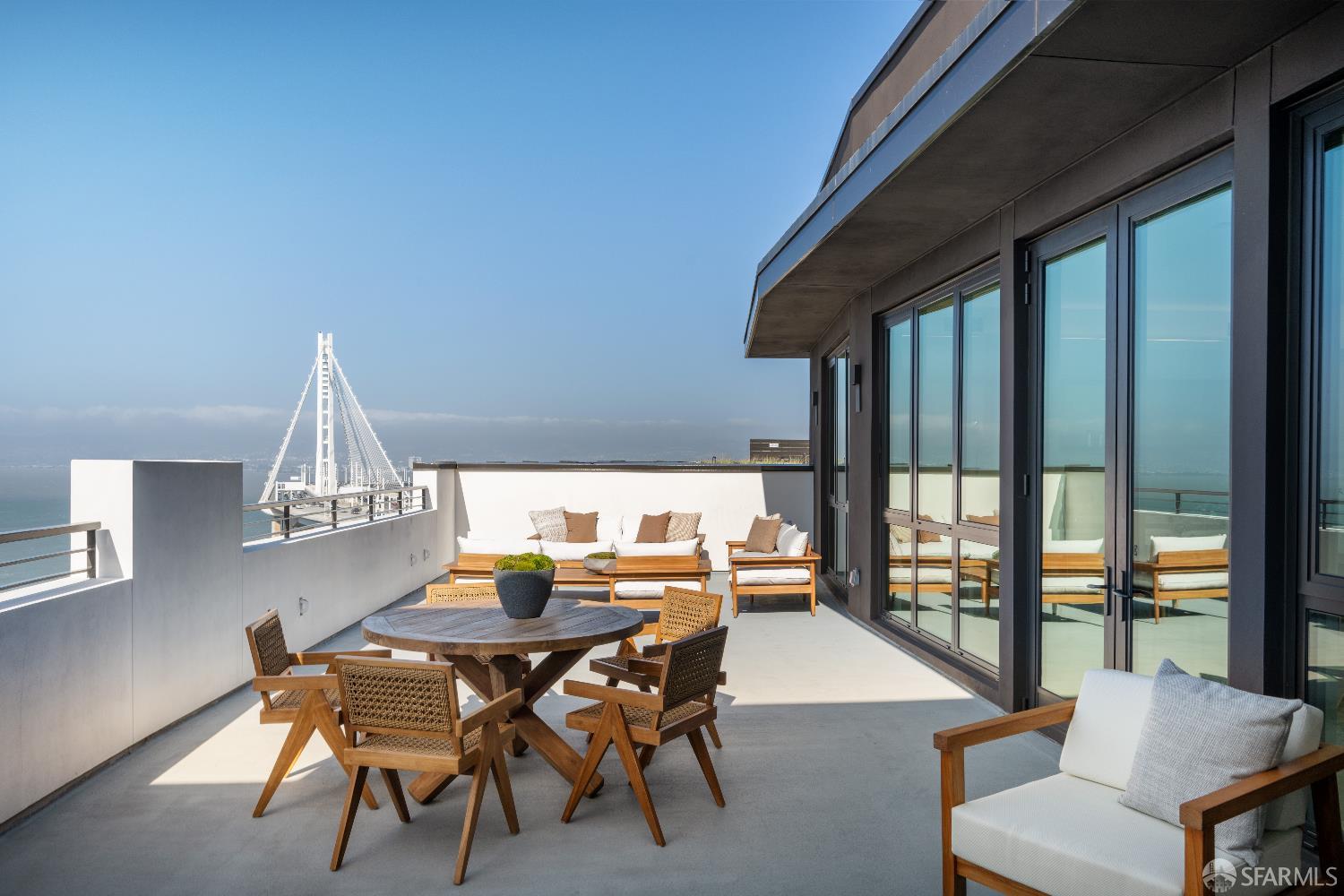 Detail Gallery Image 10 of 62 For 1 Bristol Ct #506,  San Francisco,  CA 94130 - 3 Beds | 3/1 Baths