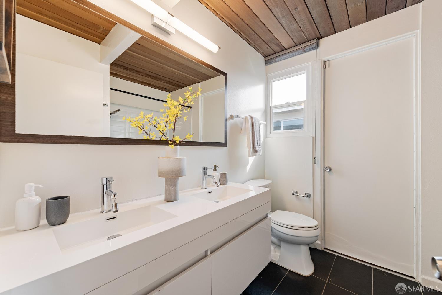 Detail Gallery Image 41 of 55 For 275 Puffin Ct, Foster City,  CA 94404 - 5 Beds | 2 Baths