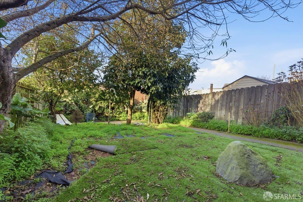 Detail Gallery Image 28 of 38 For 424 Bellevue Ave, Daly City,  CA 94014 - 5 Beds | 2 Baths