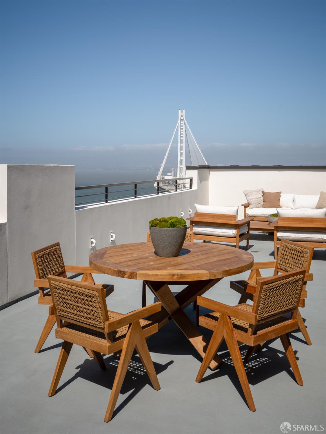 Detail Gallery Image 11 of 62 For 1 Bristol Ct #506,  San Francisco,  CA 94130 - 3 Beds | 3/1 Baths