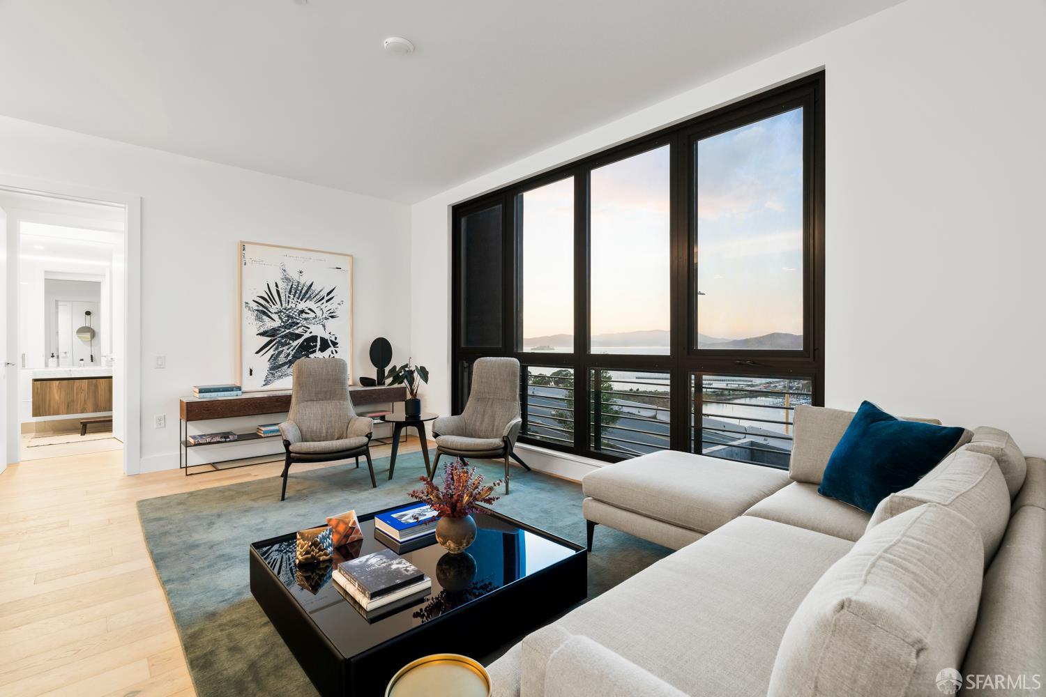 Detail Gallery Image 3 of 61 For 1 Bristol Ct #310,  San Francisco,  CA 94130 - 2 Beds | 2/1 Baths