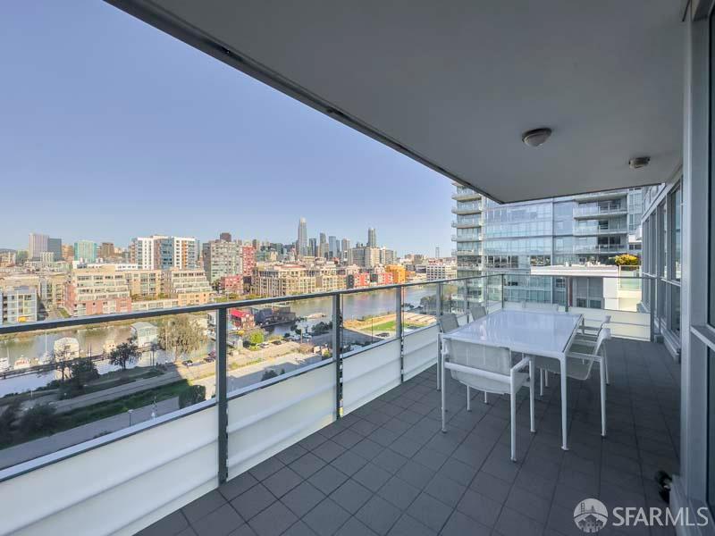 Detail Gallery Image 31 of 34 For 718 Long Bridge St #1003,  San Francisco,  CA 94158 - 3 Beds | 3 Baths