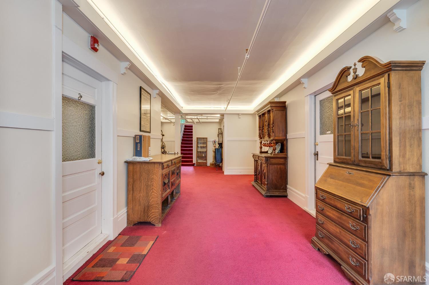 Detail Gallery Image 53 of 73 For 250 Douglass St, San Francisco,  CA 94114 - – Beds | – Baths