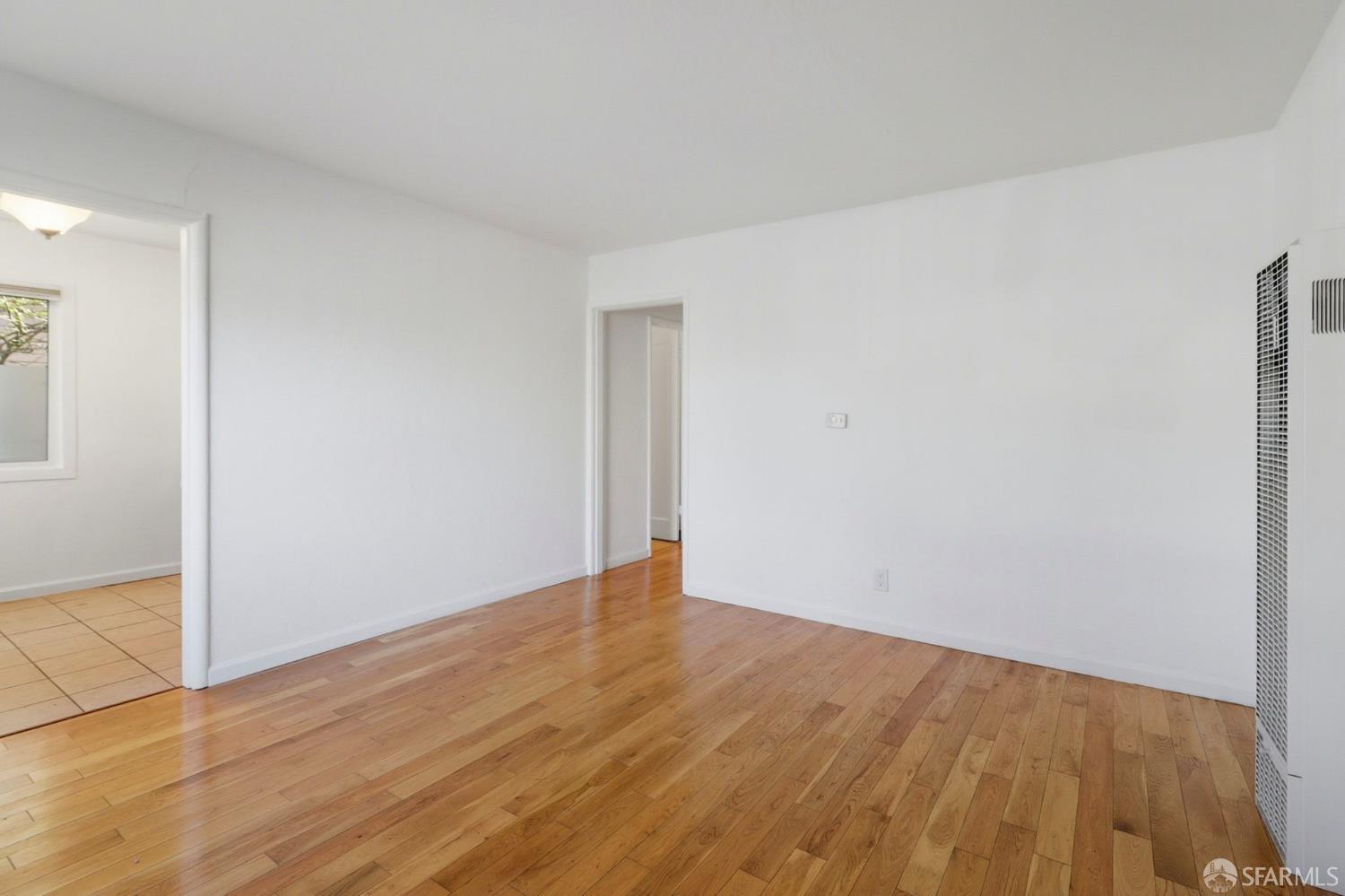 Detail Gallery Image 37 of 46 For 3850 Market St, Oakland,  CA 94608 - – Beds | – Baths