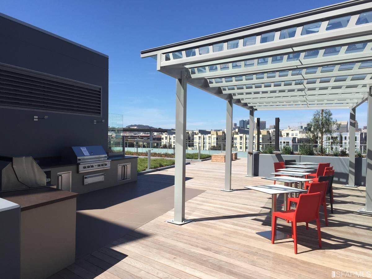 Detail Gallery Image 12 of 13 For 718 Long Bridge St #903,  San Francisco,  CA 94158 - 3 Beds | 3 Baths