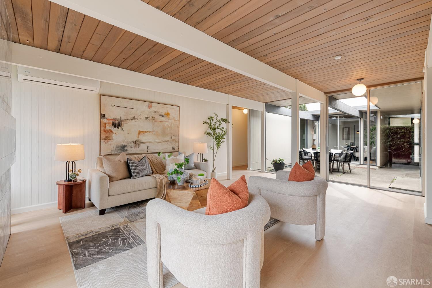 Detail Gallery Image 12 of 55 For 275 Puffin Ct, Foster City,  CA 94404 - 5 Beds | 2 Baths