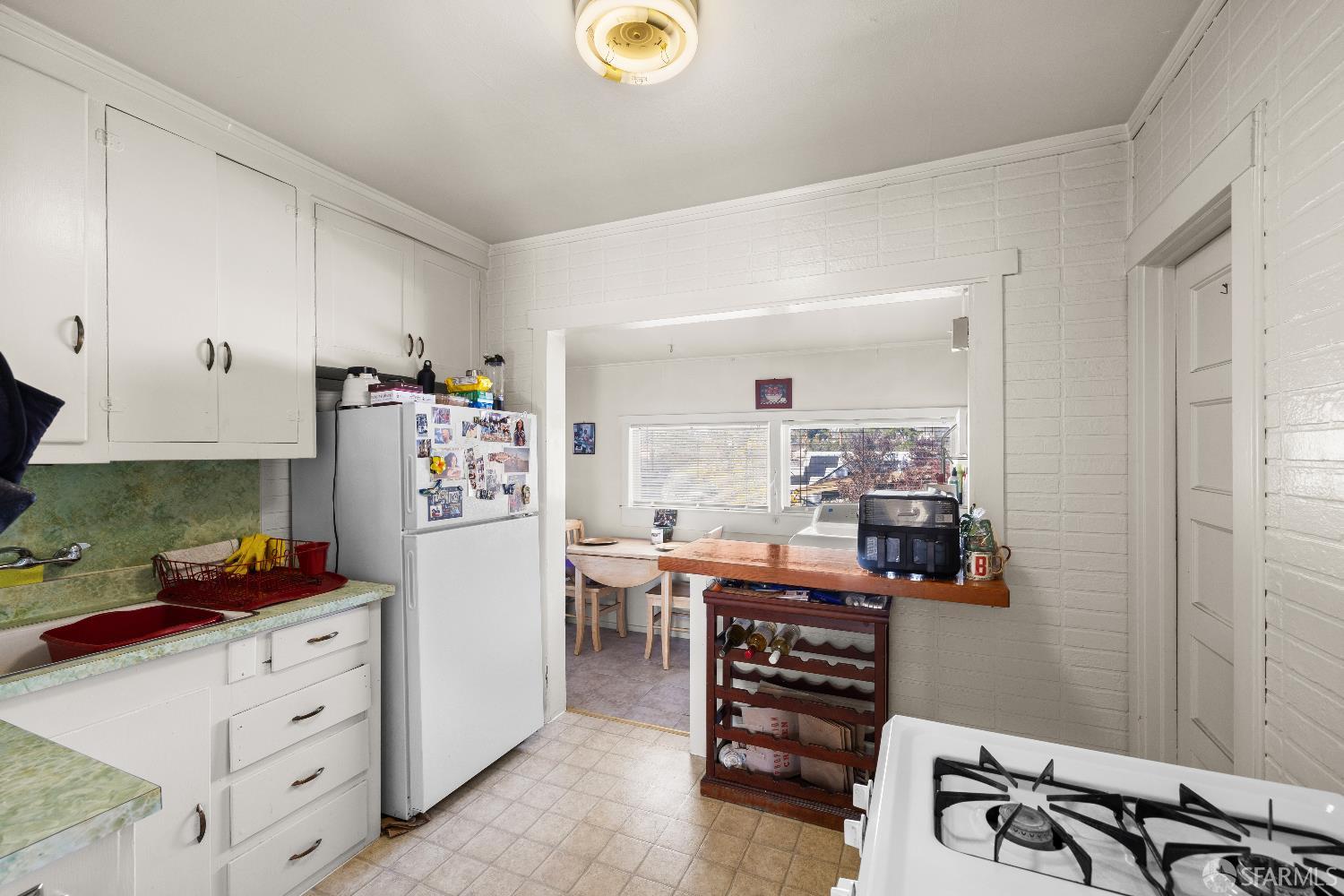 Detail Gallery Image 6 of 16 For 3753 Midvale Ave, Oakland,  CA 94602 - – Beds | – Baths