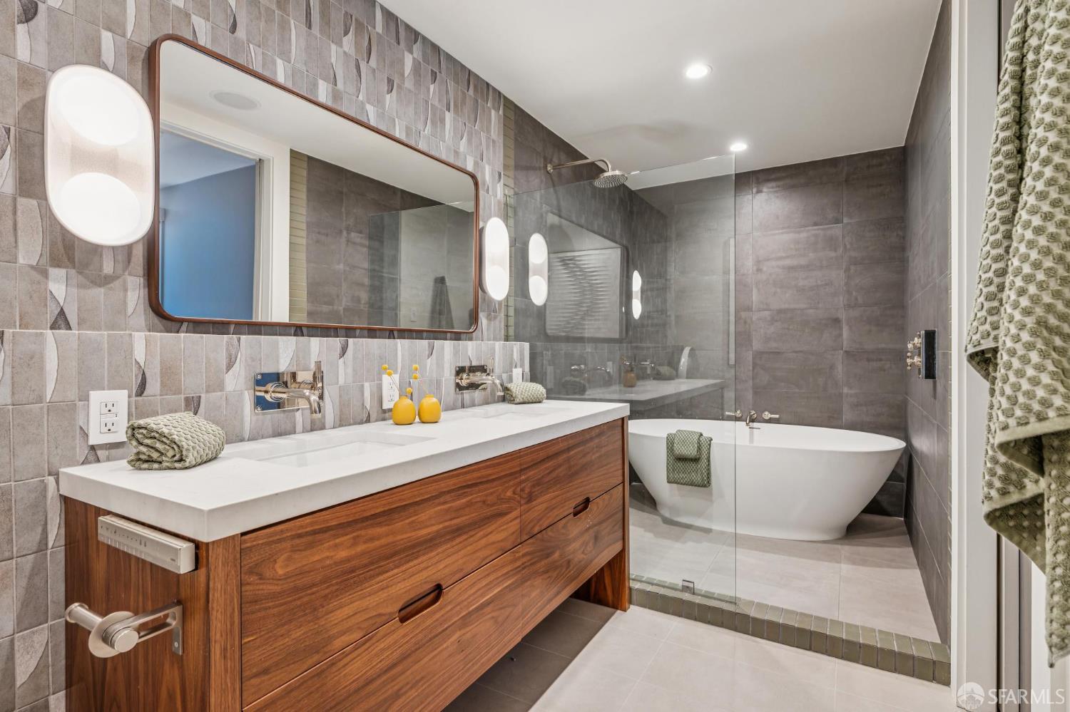 Photo #40: 426102502 Listing: Photo #40